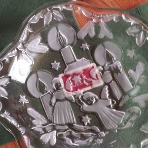 MIKASA Celebrations Holiday Collection Dish